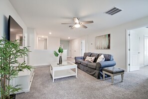 House, Multiple Beds | Living area - Champions Gate 1550 (Davenport)