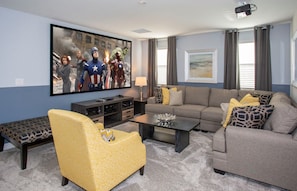 House, 6 Bedrooms | Living area