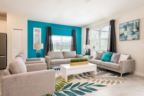 Townhome, 5 Bedrooms | Living area