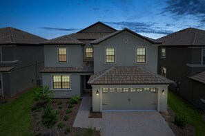 Talo, 6 makuuhuonetta | Ulkoalueet