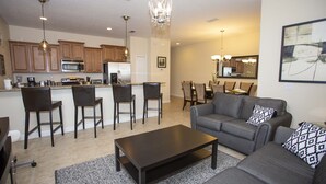 Living area - Paradise Palms 8961 (Kissimmee)