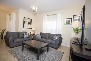 Stadtwohnung, 4 Schlafzimmer | Wohnbereich