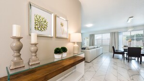 House, 6 Bedrooms | Living area - Champions Gate 1696 (Davenport)