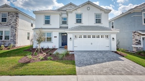 House, 6 Bedrooms | Front of property - Champions Gate 1696 (Davenport)