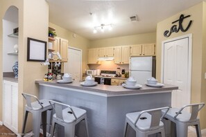 Lägenhet - 2 sovrum | Eget kök | Mikrovågsugn