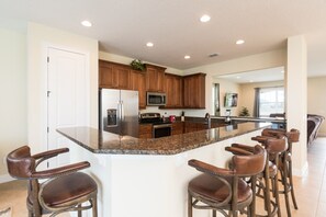 하우스, 침실 6개 | 전용 주방