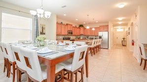 House, 6 Bedrooms | In-room dining - Paradise Palms 8989 (Kissimmee)