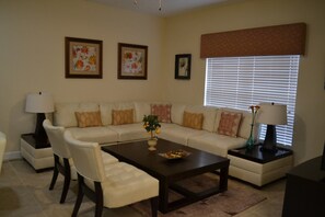 Pientalo, 4 makuuhuonetta | Oleskelualue