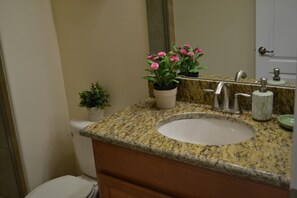 Casa de ciudad, 4 habitaciones | Baño