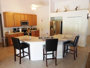 Private kitchen - High Gate Park 807 (Davenport)