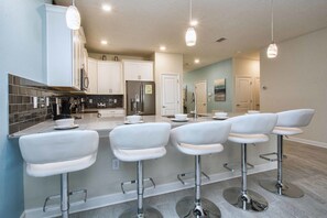 Talo, useita sänkyjä | Yksityinen keittiö