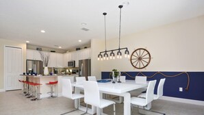In-room dining - Sonoma Resort 2689 (Kissimmee)