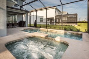 Hus - 5 sovrum | Bubbelpool inomhus