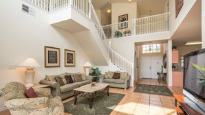 Maison, 5 chambres | Coin séjour