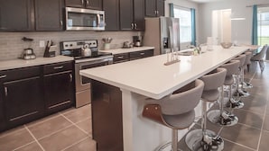 House, 6 Bedrooms | Private kitchen | Fridge, microwave, dishwasher - Solara Resort 1859 (Kissimmee)