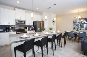 Townhome, 4 Bedrooms | Private kitchen