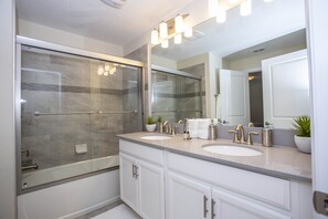 Townhome, 4 Bedrooms | Bathroom