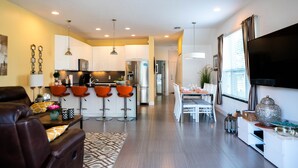 Townhome, 3 Bedrooms | Living area | Flat-screen TV, DVD player - Serenity 17534 (Clermont)