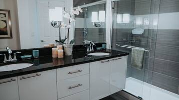 Townhome, 3 Bedrooms | Bathroom