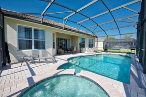 Rumah, 5 kamar tidur | Kolam renang indoor | Kolam renang outdoor