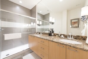 Townhome, 3 Bedrooms | Bathroom sink