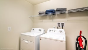 Unclassified image, 3 of 11, button - Windsor at Westside 8808 A (Kissimmee)