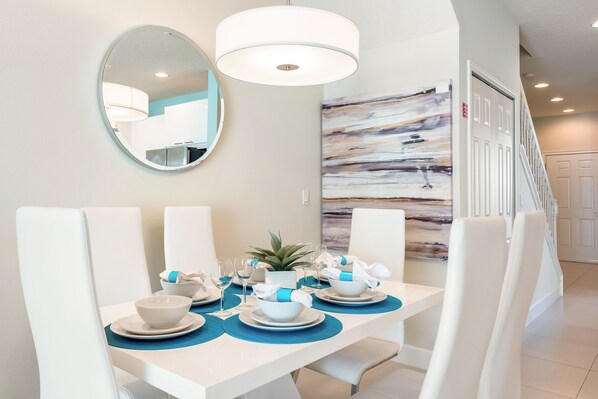 Townhome, 3 Bedrooms | In-room dining - Serenity 1509 (Clermont)