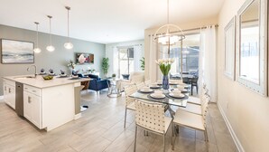 Maison en rangée, 4 chambres | Repas dans la chambre