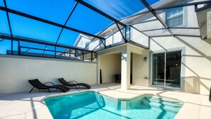 Maison en rangée, 4 chambres | Piscine intérieure