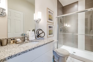 Bathroom - Serenity 1657 (Clermont)