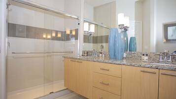 Townhome, 3 Bedrooms | Interior