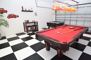 House, 4 Bedrooms | Biliard
