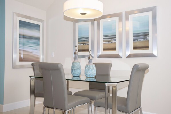 Townhome, 3 Bedrooms | In-room dining