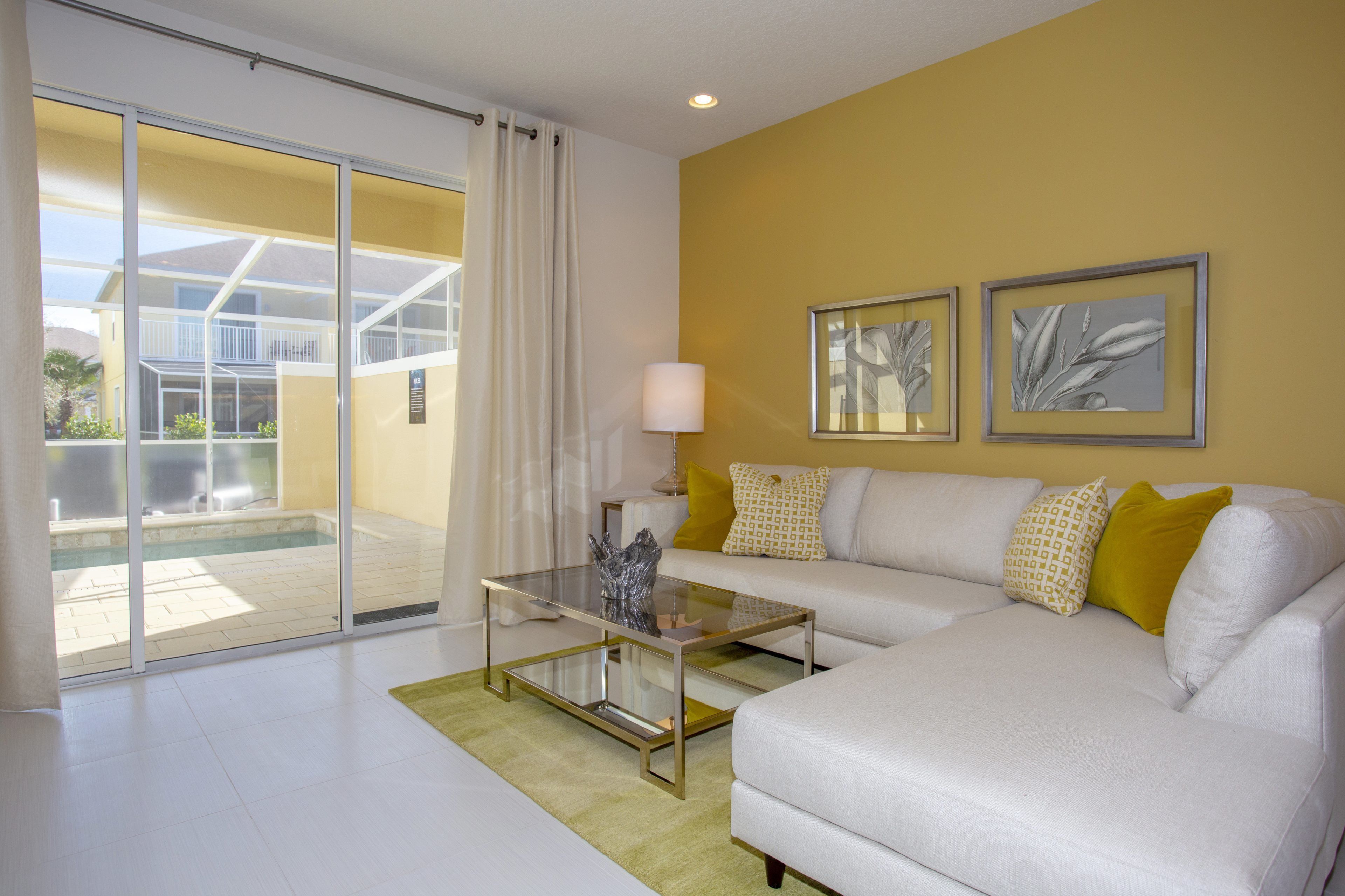 Townhome, 3 Bedrooms | Living area