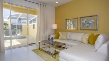 Townhome, 3 Bedrooms | Living area