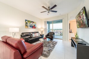 Apartment, 3 Bedrooms | Living area