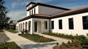 House, 5 Bedrooms | Front of property - Windsor at Westside 1849 (Kissimmee)