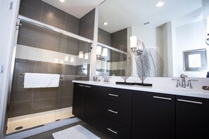 Bathroom - Serenity 1440 (Clermont)
