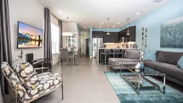 Townhome, 3 Bedrooms | Living area