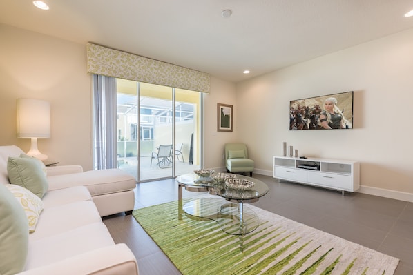Townhome, 3 Bedrooms | Living area