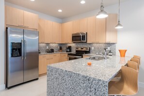 Townhome, 3 Bedrooms | Private kitchen - Serenity 1426 (Clermont)