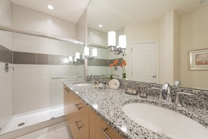 Townhome, 3 Bedrooms | Bathroom