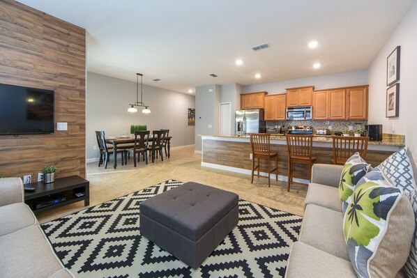 Townhome, 4 Bedrooms | Living area