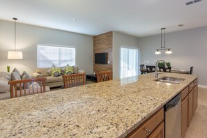 Townhome, 4 Bedrooms | Private kitchen - Storey Lake 4786 (Kissimmee)
