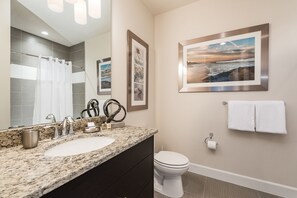 Townhome, 3 Bedrooms | Bathroom