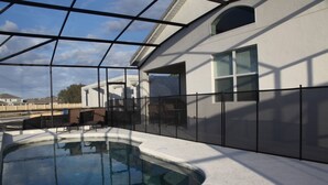 Casa, 4 quartos | Piscina interna | Piscina externa