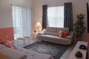 Talo, 4 makuuhuonetta | Oleskelualue