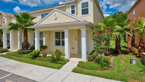 Front of property - Serenity 1430 (Clermont)