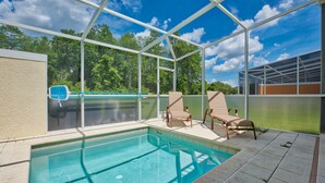 Indoor pool - Serenity 1430 (Clermont)
