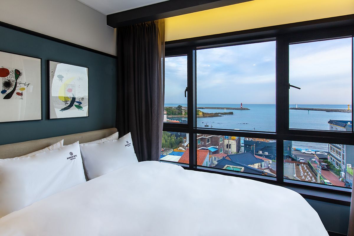 premium double room, ocean view | beach/ocean view